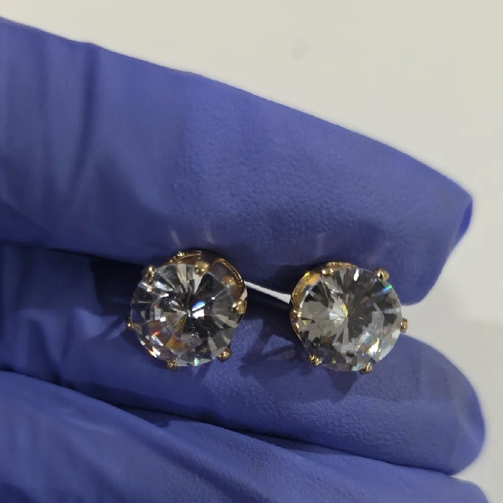 Gold Clear Crystal Stud Earrings – Sparkling Elegant Women’s Fashion Jewelry-